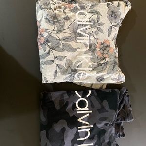 Two light weight hoodies - XL